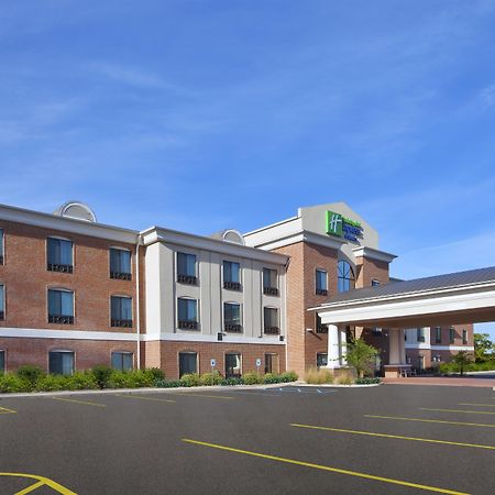 Holiday Inn Express Niles By Ihg Exterior photo