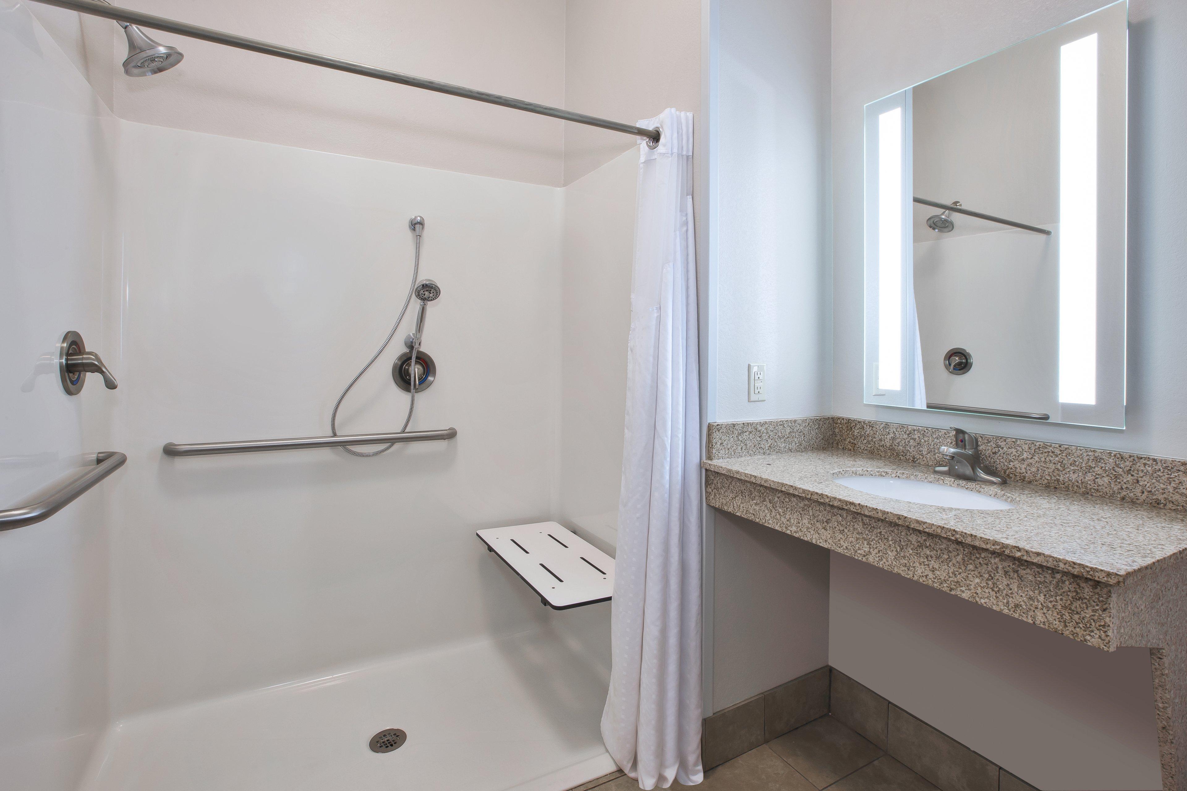 Holiday Inn Express Niles By Ihg Exterior photo