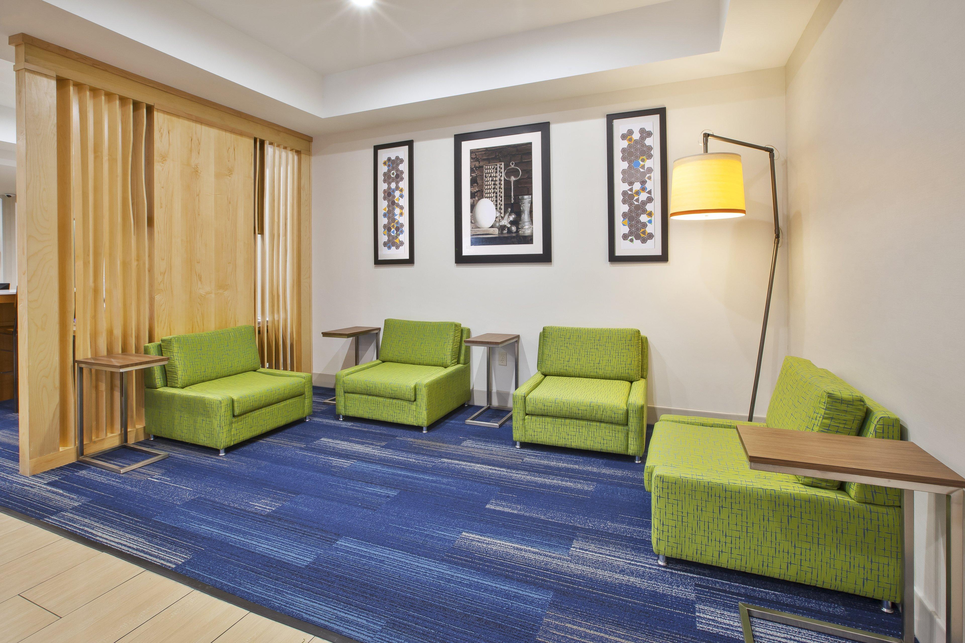 Holiday Inn Express Niles By Ihg Exterior photo
